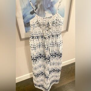 Universal thread long white and blue cotton sundress size small with pockets